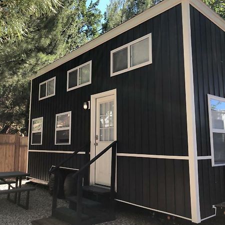 Hygge Tiny Home Hue-Gah Leeds ภายนอก รูปภาพ