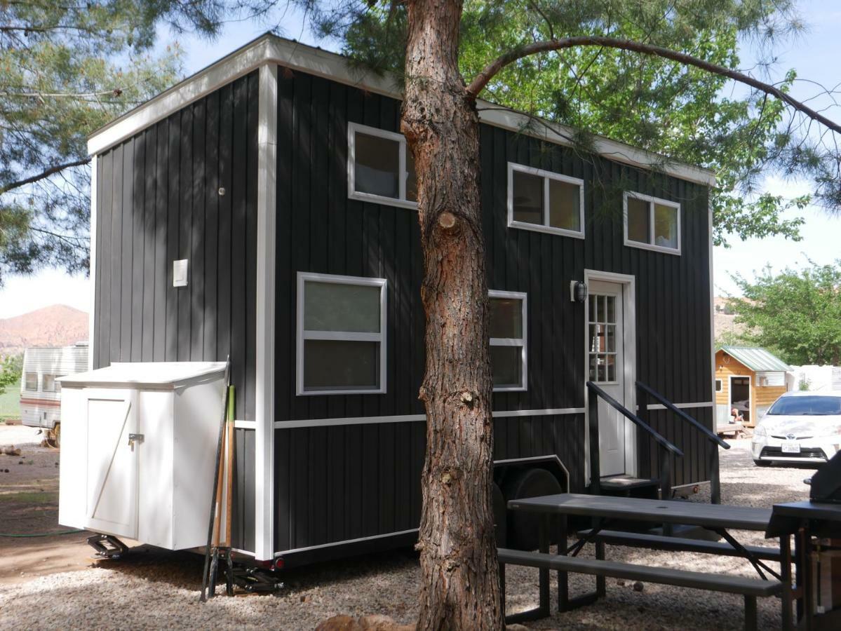 Hygge Tiny Home Hue-Gah Leeds ภายนอก รูปภาพ
